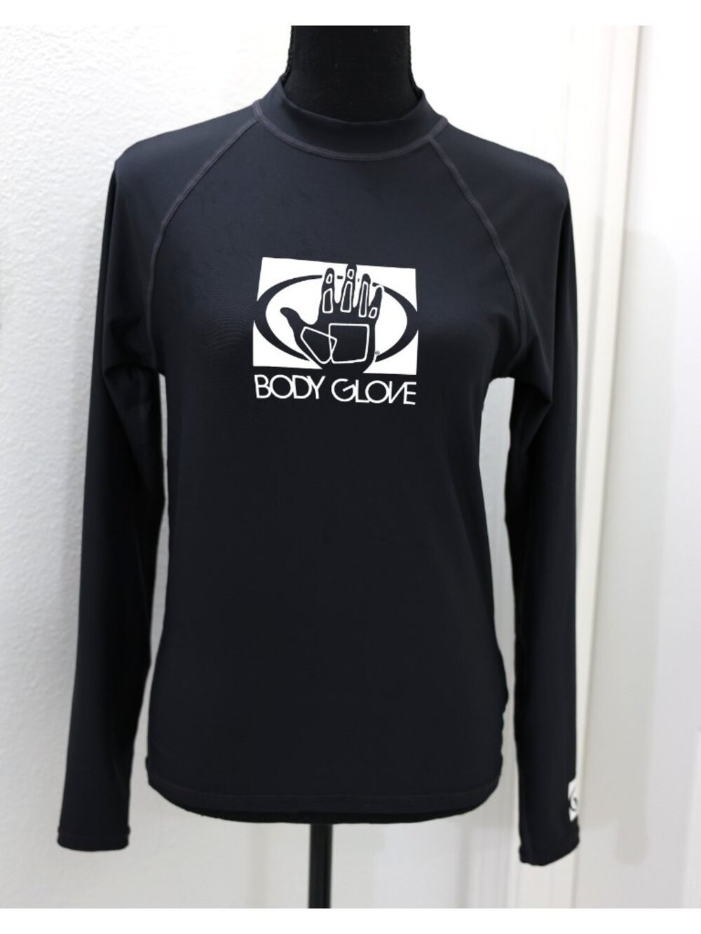 Body Glove Rash Guard Women's Medium Black Long Sleeve Swim Surf UV Protection